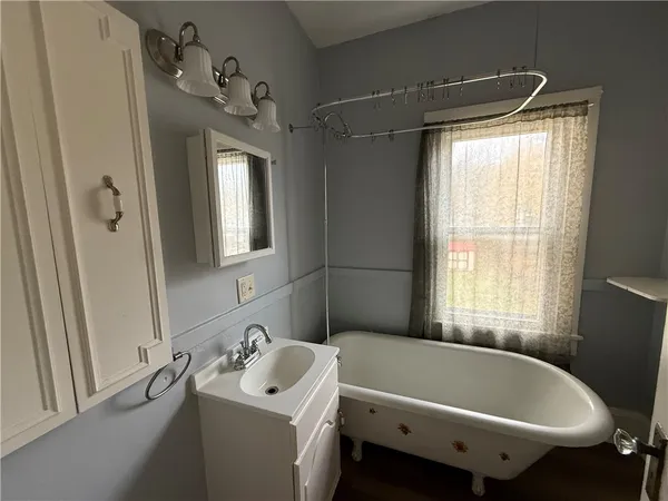 $1,200 | 154 Thacher Street, Hornell, NY 14843