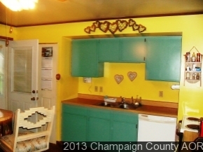 220 Maple Street Weldon, IL 61882 - Photo 3 of 6