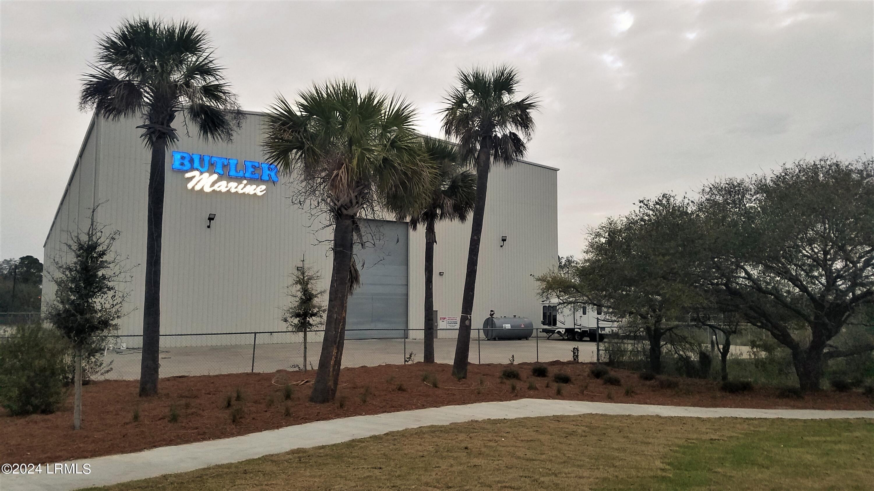 1213 16th Street Port Royal, SC 29935 - Photo 47 of 50 Dry Stack Marina