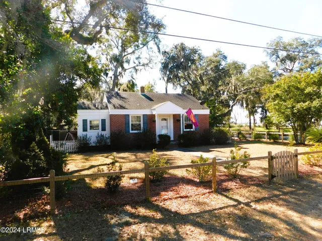 $489,900 | 1213 16th Street, Port Royal, SC 29935