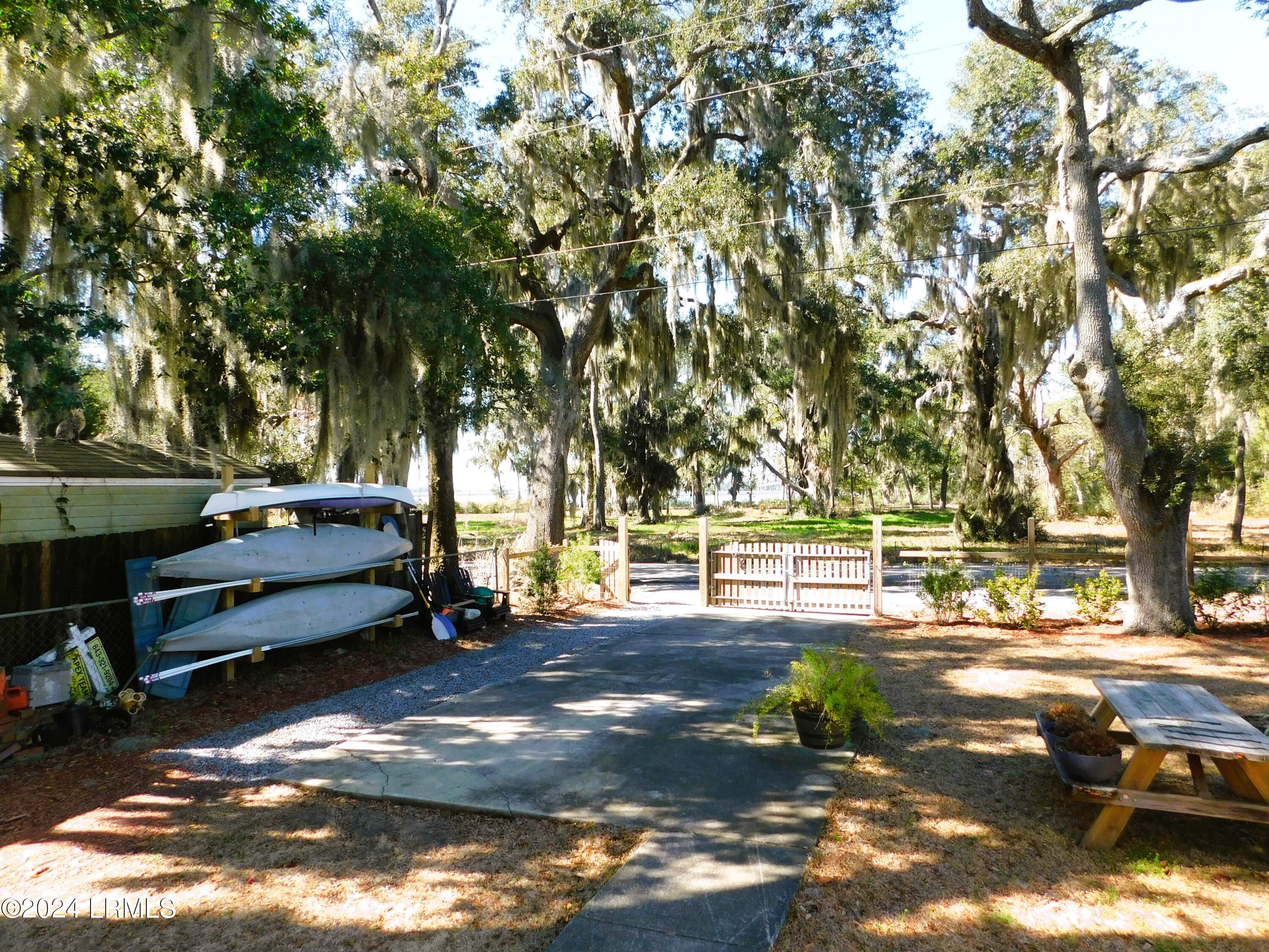 1213 16th Street Port Royal, SC 29935 - Photo 6 of 50 Water View