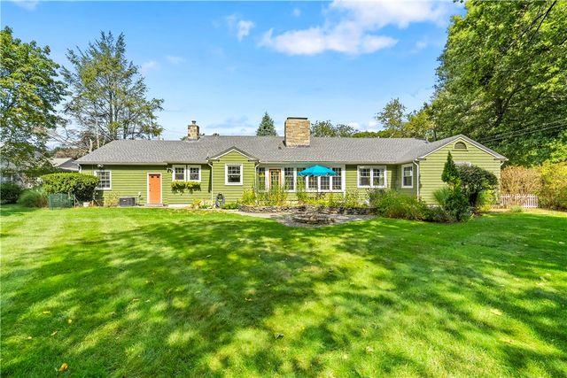 $730,000 | 36 Apple Tree Lane, Warwick, RI 02888