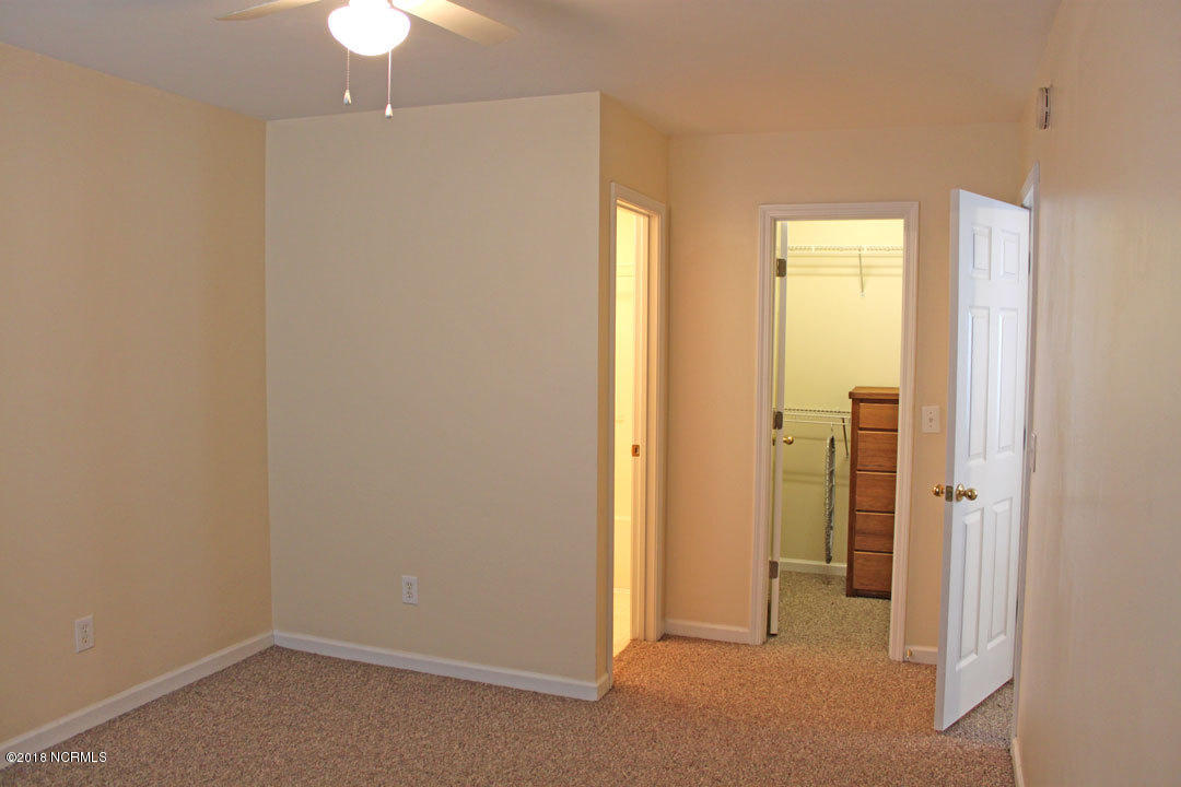 411 Estate Road, Unit 105 Wilmington, NC 28405 - Photo 6 of 13 Bedroom2