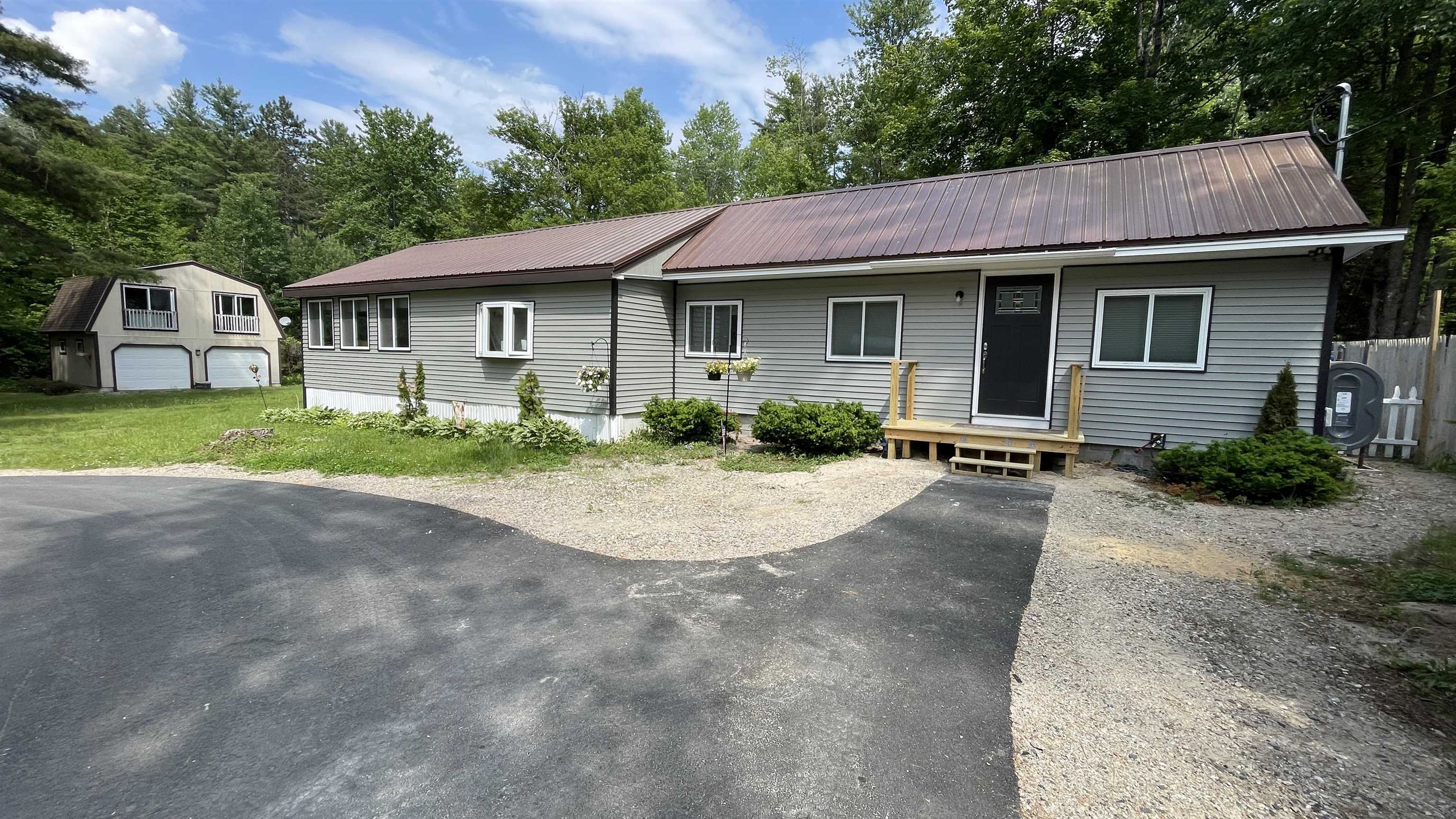 40 White Pond Road Ossipee, NH 03864 - Photo 2 of 44