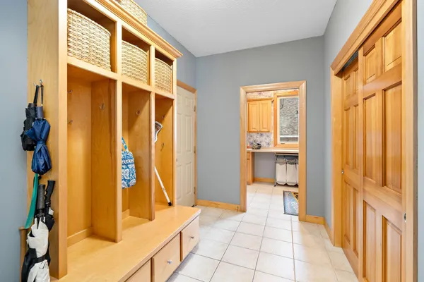 $1,000,000 | 8197 Drexel Court, Eden Prairie, MN 55347