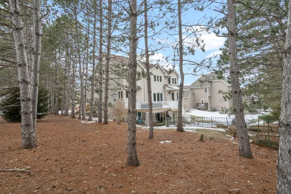 $1,000,000 | 8197 Drexel Court, Eden Prairie, MN 55347