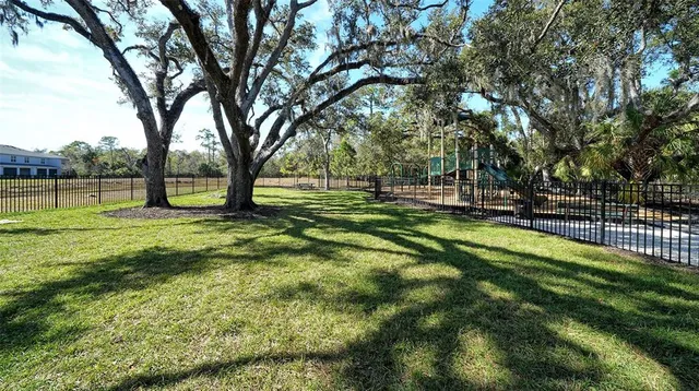 $2,550 | 6598 Calypso Coral Lane, Sarasota, FL 34240