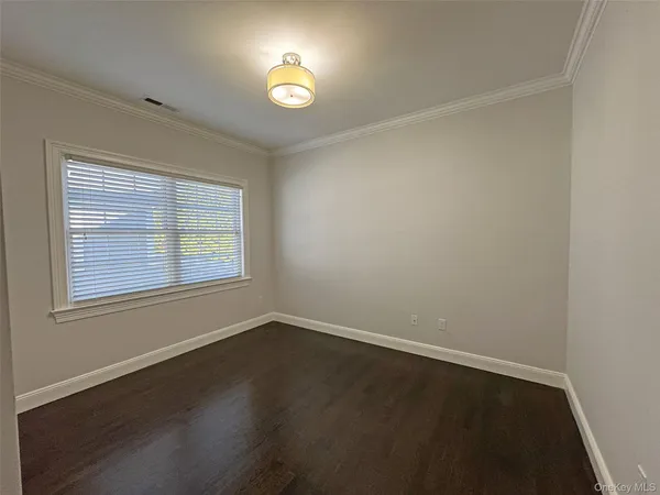 $11,500 | 1019 Grove Street, Mamaroneck, NY 10543