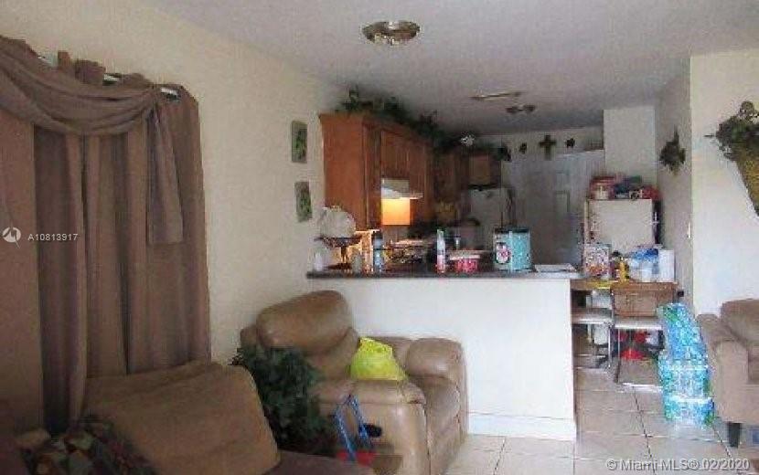 10625 Southwest 171st Street Miami, FL 33157 - Photo 5 of 10