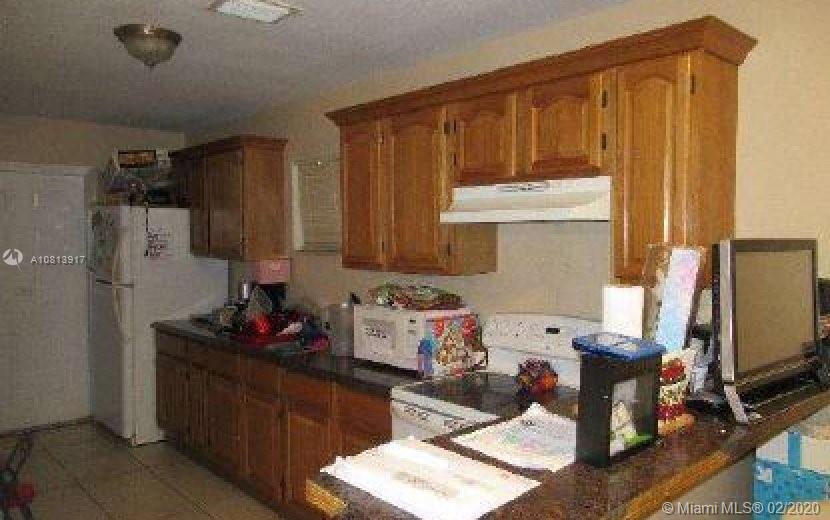 10625 Southwest 171st Street Miami, FL 33157 - Photo 7 of 10