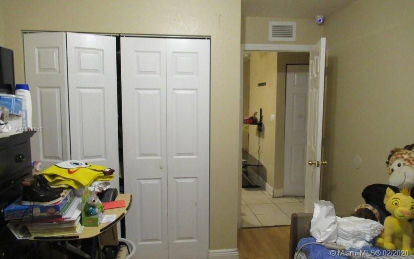 10625 Southwest 171st Street Miami, FL 33157 - Photo 9 of 10