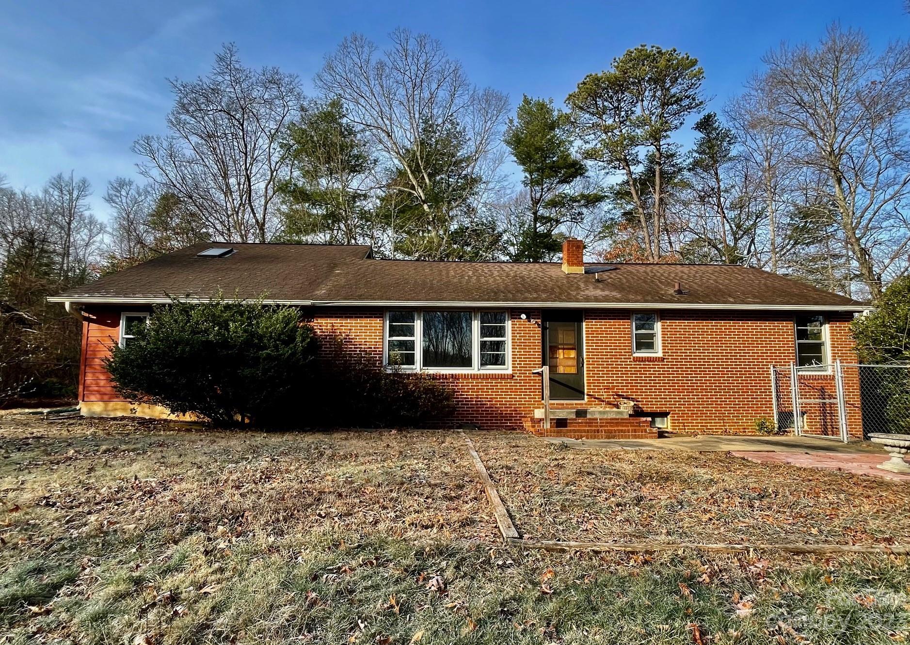 417 Rowland Rd. Swannanoa, NC 28778 - Photo 1 of 28 Gallery Image 1