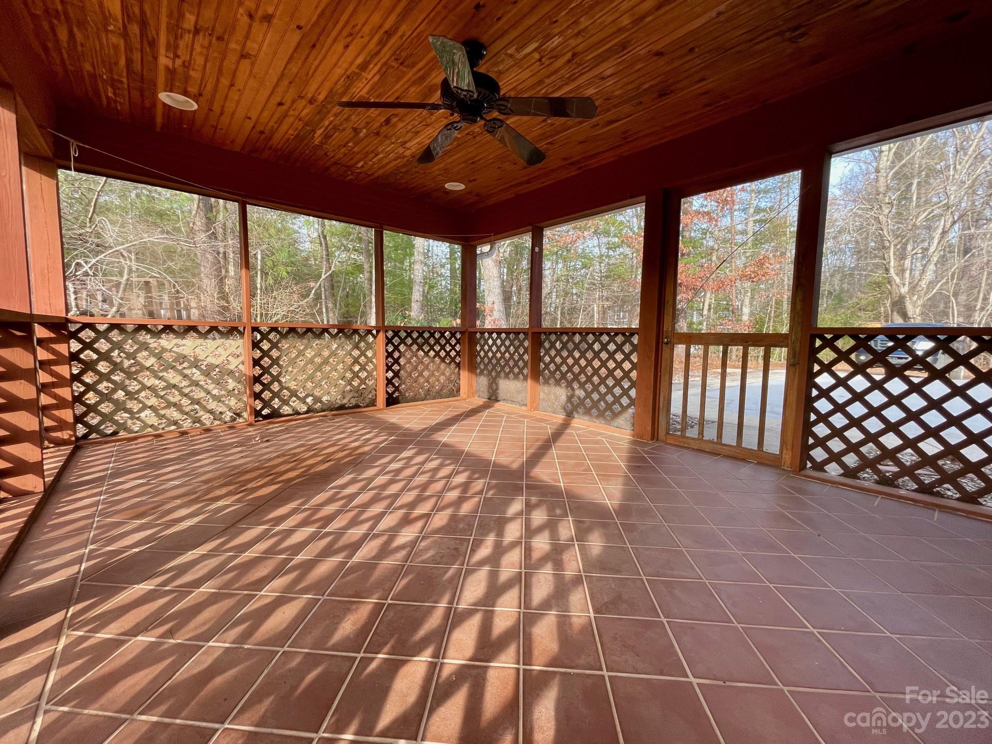 417 Rowland Rd. Swannanoa, NC 28778 - Photo 25 of 28 Gallery Image 25