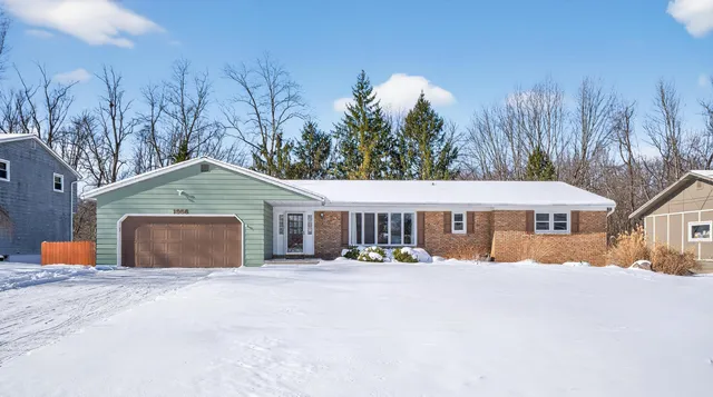 $319,900 | 1956 Trinity Lane, Jackson, MI 49201