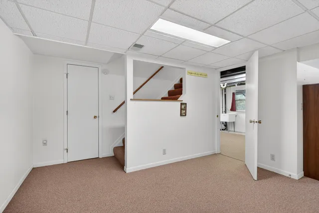 $319,900 | 1956 Trinity Lane, Jackson, MI 49201