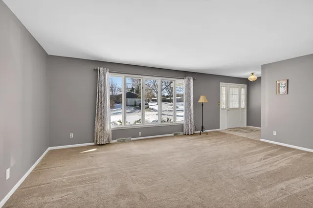 $319,900 | 1956 Trinity Lane, Jackson, MI 49201