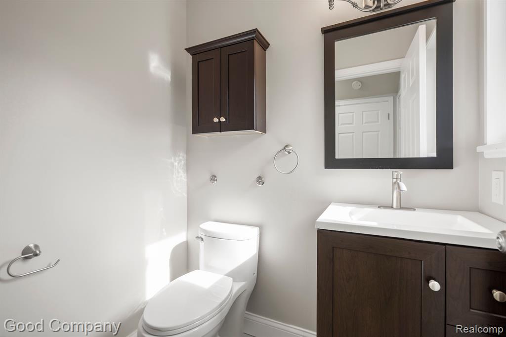 3501 Mann Road Clarkston, MI 48346 - Photo 28 of 43 Gallery Image 28