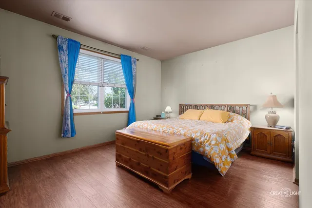 $360,000 | 17120 Carlislie Lane, Lockport, IL 60441