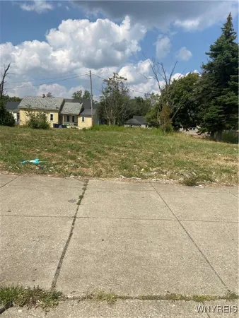 $34,900 | 1350 Broadway, Buffalo, NY 14212