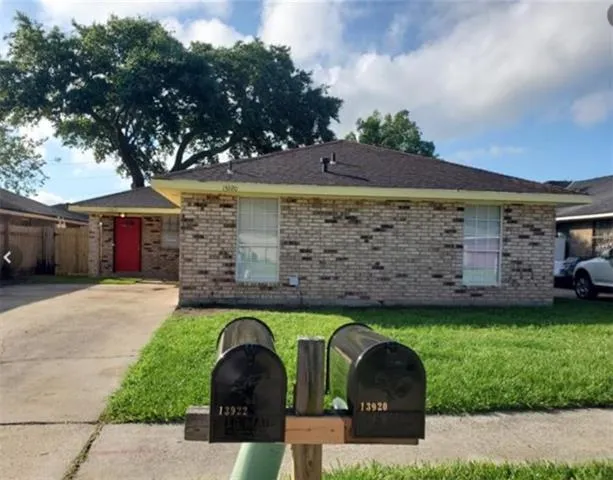 $1,000 | 13920 Wales Street, Unit 1, New Orleans, LA 70128