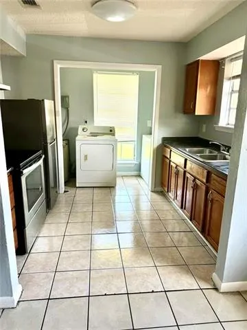 $1,000 | 13920 Wales Street, Unit 1, New Orleans, LA 70128