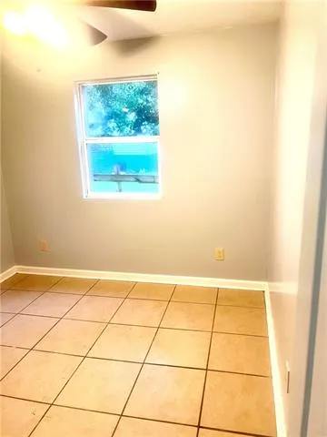 $1,000 | 13920 Wales Street, Unit 1, New Orleans, LA 70128