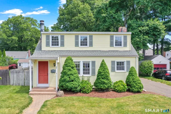 $348,000 | 29 Chester Drive, Manchester, CT 06040