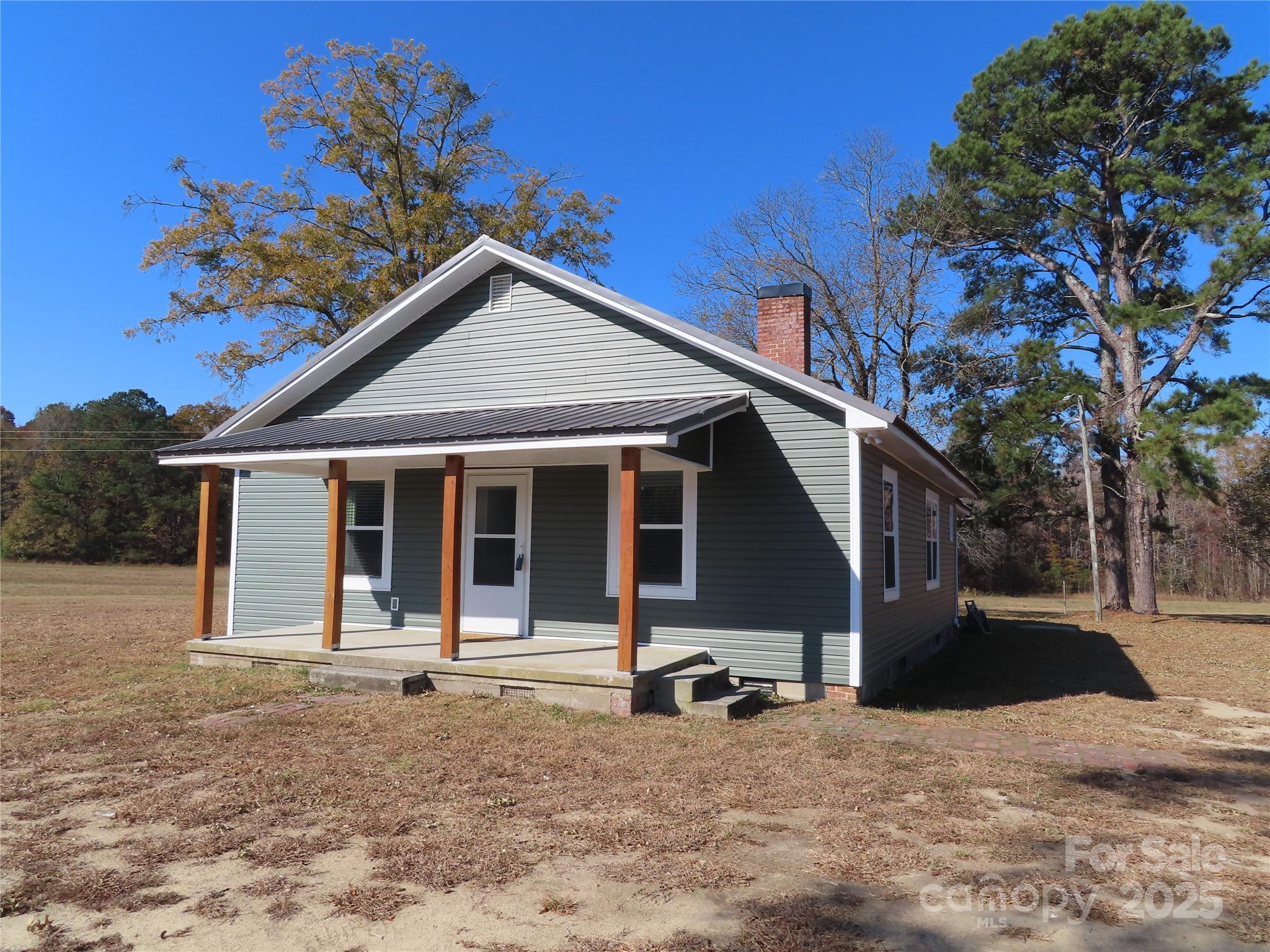 605 State Road 182 Chester, SC 29706 - Photo 3 of 32 a view of a house with a yard