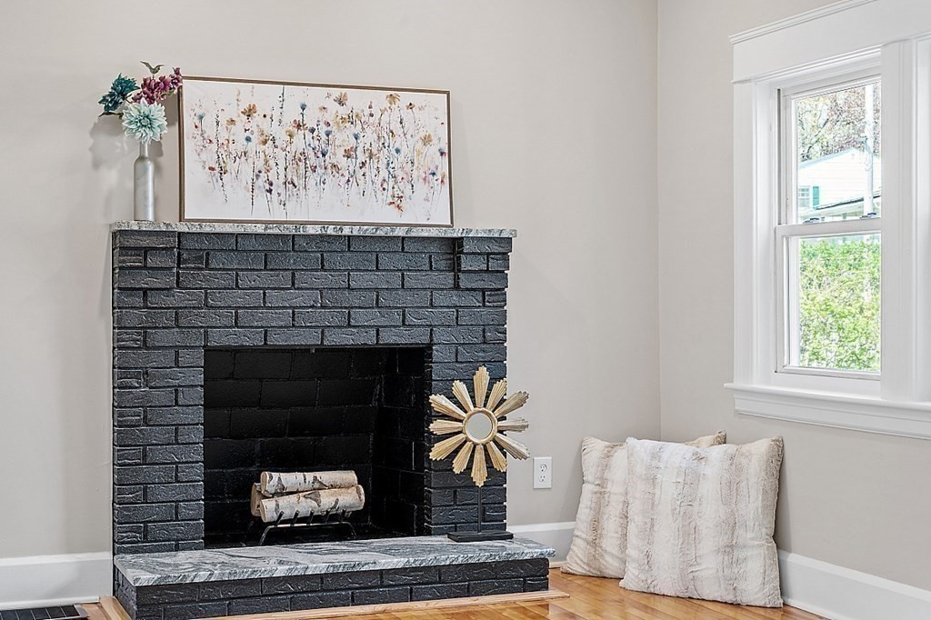 19 Wayside Road Worcester, MA 01605 - Photo 12 of 30 Gallery Image 12