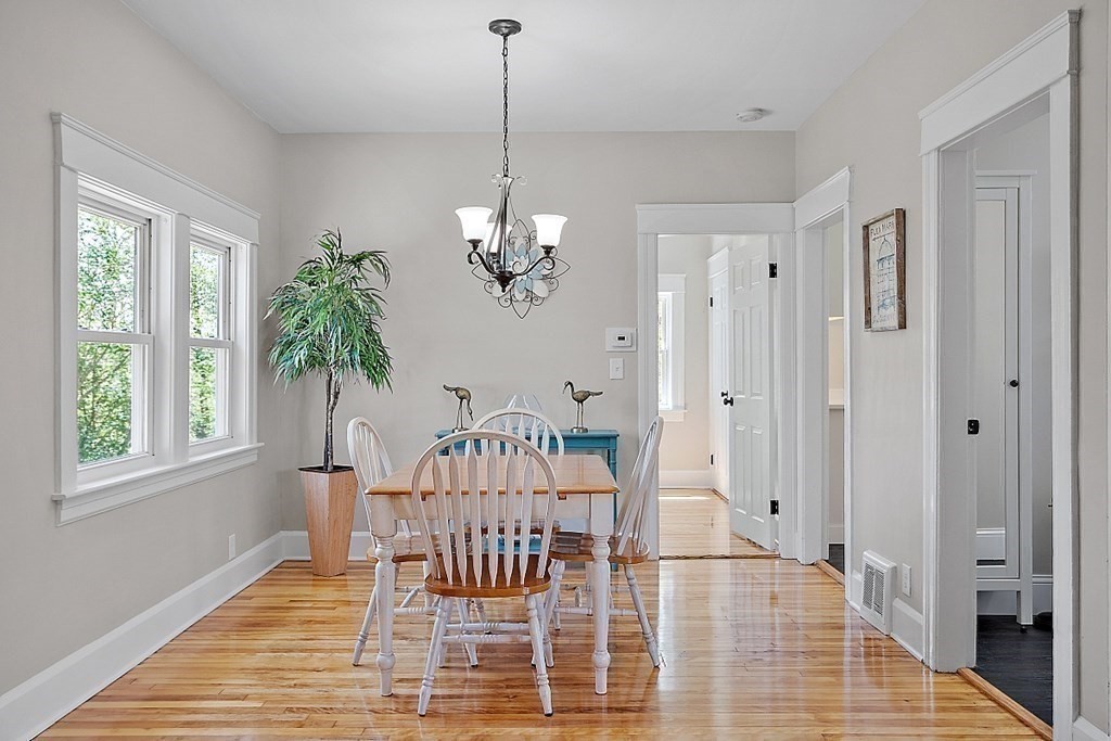19 Wayside Road Worcester, MA 01605 - Photo 18 of 30 Gallery Image 18