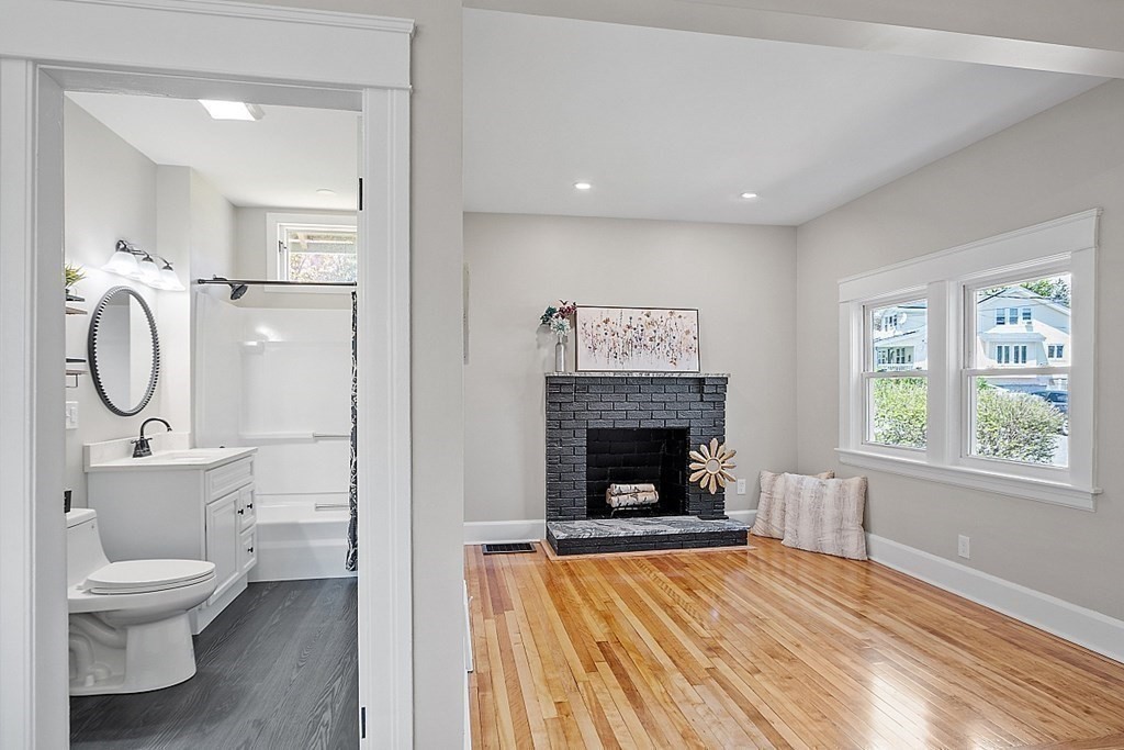 19 Wayside Road Worcester, MA 01605 - Photo 20 of 30 Gallery Image 20