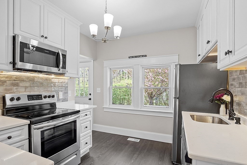 19 Wayside Road Worcester, MA 01605 - Photo 23 of 30 Gallery Image 23