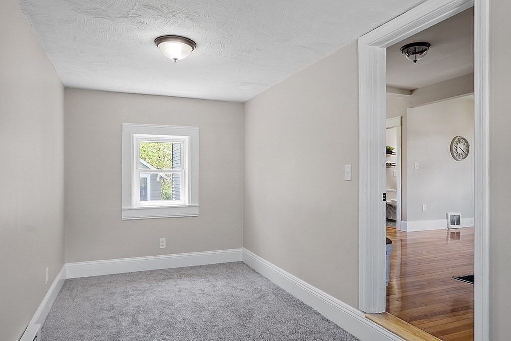 19 Wayside Road Worcester, MA 01605 - Photo 28 of 30 Gallery Image 28