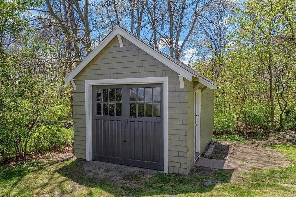19 Wayside Road Worcester, MA 01605 - Photo 3 of 30 Gallery Image 3
