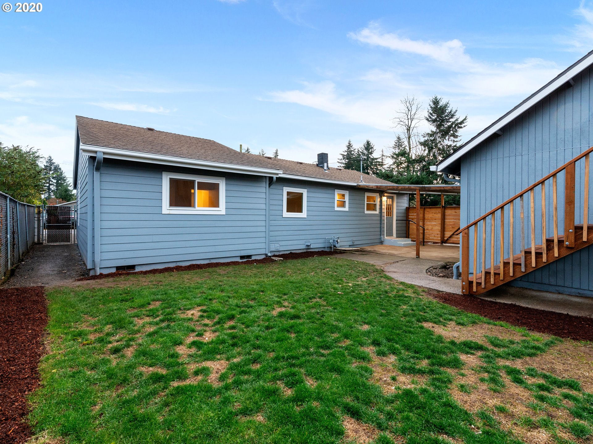 14805 Southeast Main Street Portland, OR 97233 - Photo 26 of 32