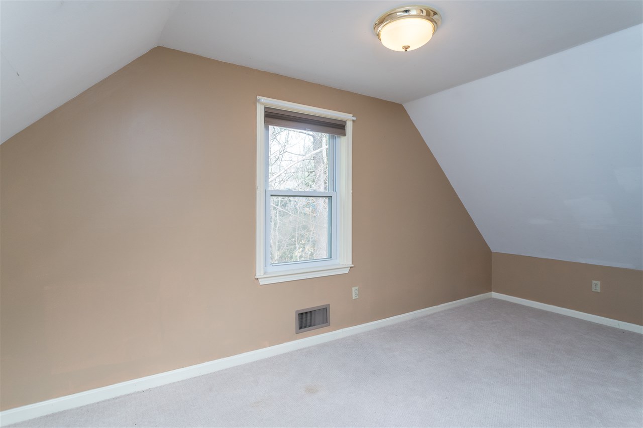 155 Exeter Road Newmarket, NH 03857 - Photo 22 of 36 Gallery Image 22