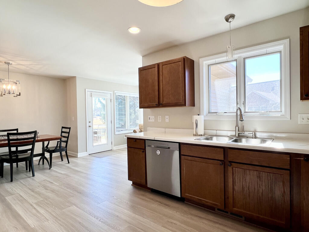 231 Windmill Lane Walworth, WI 53184 - Photo 14 of 38 92DCE1E5-3FDE-421D-954F-1A31BB58CEE2_1_1