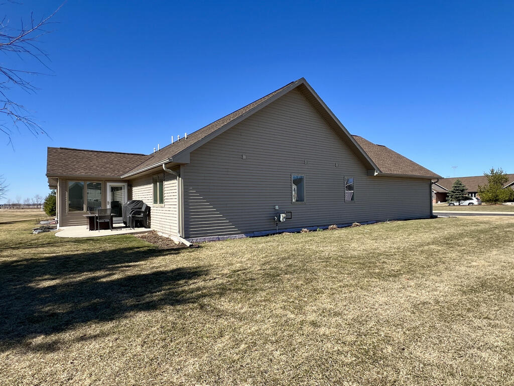231 Windmill Lane Walworth, WI 53184 - Photo 35 of 38 AACD383B-E043-466F-8455-8897BC229FE6_1_1