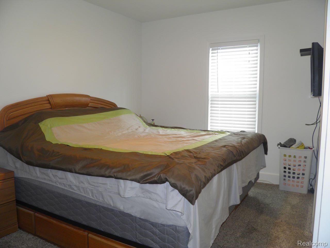 3656 South Merriman Road Wayne, MI 48184 - Photo 18 of 31 p42.jpg