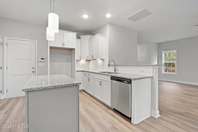 $395,000 | 30080 Loblolly Court, Wagram, NC 28396