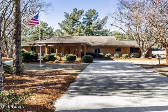 $395,000 | 30080 Loblolly Court, Wagram, NC 28396