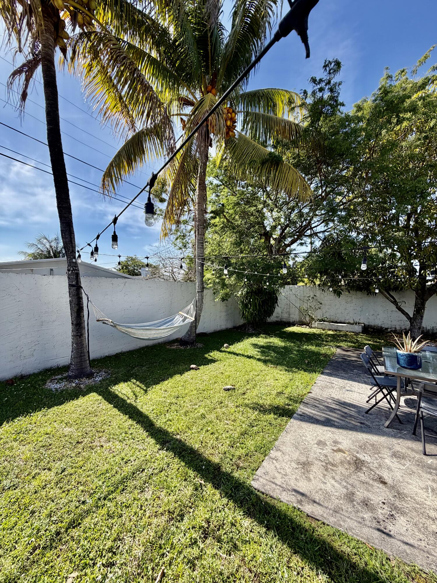 114 Southwest 57th Court Miami, FL 33144 - Photo 23 of 34 114 SW 57th Court Miami (14)