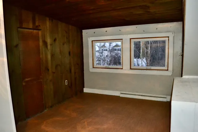 $1,600 | 224 East Main Street, Conway, NH 03818