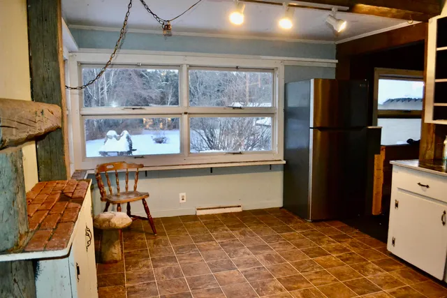 $1,600 | 224 East Main Street, Conway, NH 03818