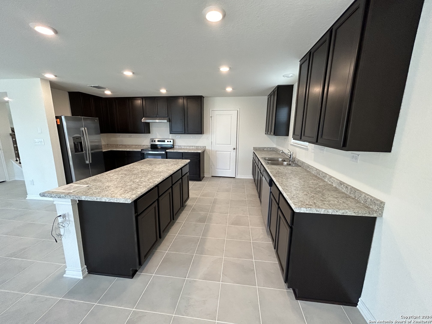 3506 Andromeda Way Converse, TX 78109 - Photo 9 of 32