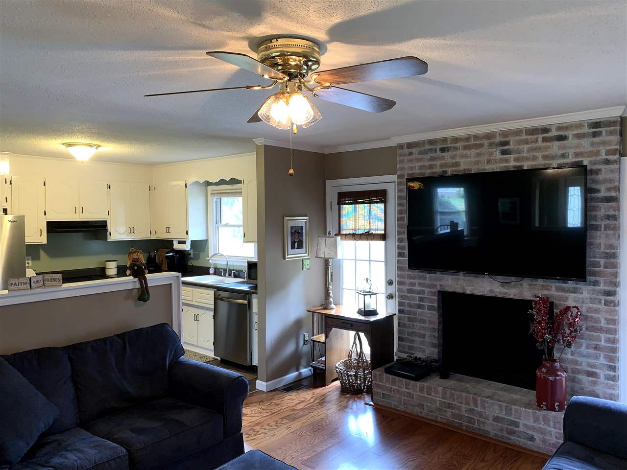 614 South Green River Road Gaffney, SC 29341 - Photo 16 of 32