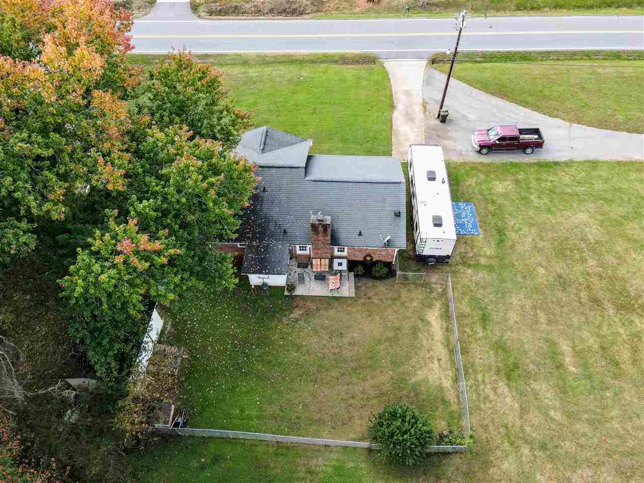 614 South Green River Road Gaffney, SC 29341 - Photo 2 of 32
