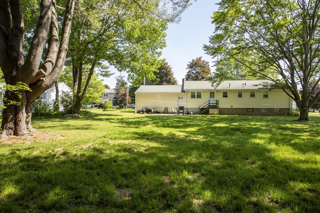 39 Robbie Road Braintree, MA 02184 - Photo 33 of 34 Gallery Image 33