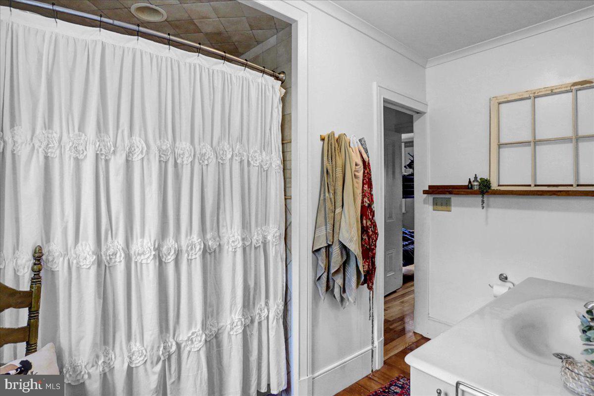 14 Wanshop Road Reading, PA 19606 - Photo 26 of 63 Bath