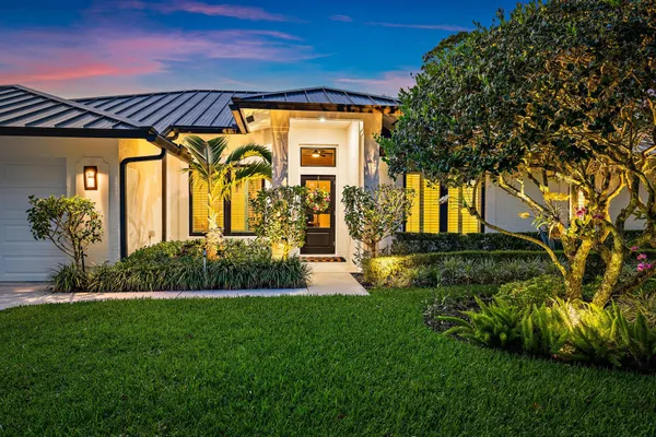 $1,195,000 | 6685 Winding Lake Drive, Jupiter, FL 33458